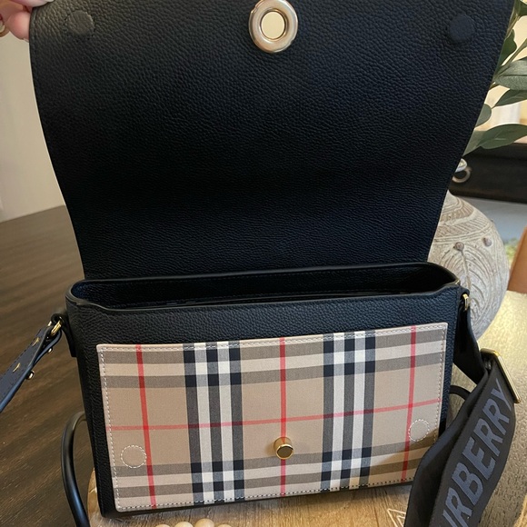 Burberry Archive Black Calf Leather & Check Note Adjustable Crossbody - Picture 14 of 16